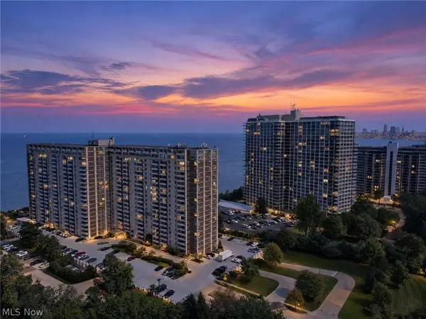12900 Lake Avenue #1414, Lakewood, OH 44107