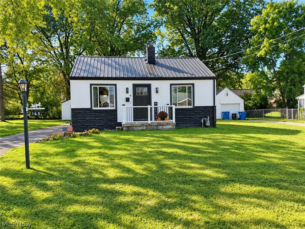 165 Mansell Drive, Youngstown, OH 44505 - #1