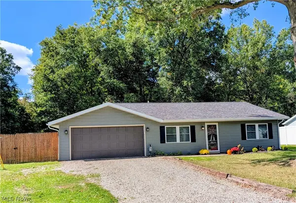 12498 National Dr., Grafton, OH 44044