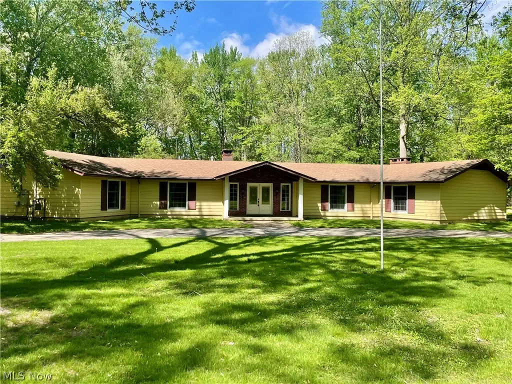 9251 Boyer Lane, Kirtland Hills, OH 44060 - #1