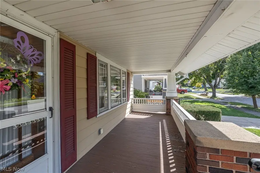 8028 Dresden Avenue, Parma, OH 44129 - #3