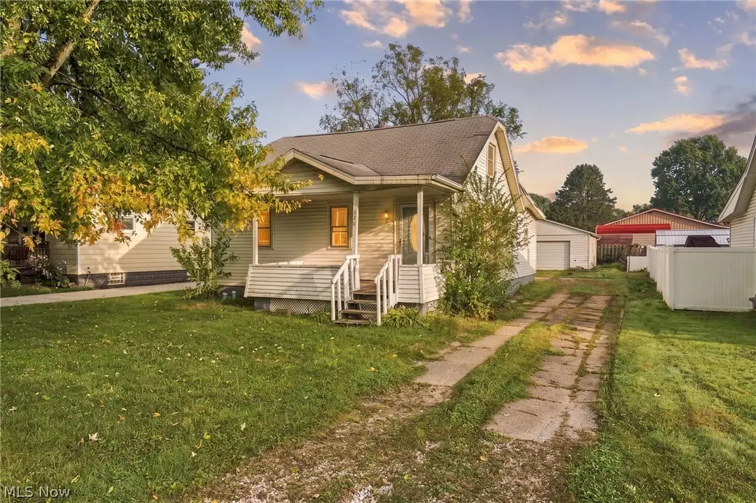 218 Jacob Ne Street, Navarre, OH 44662 - #1