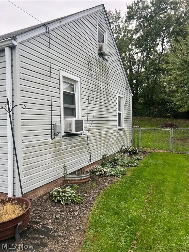 309 Fairlawn Sw Avenue, Massillon, OH 44646 - #3
