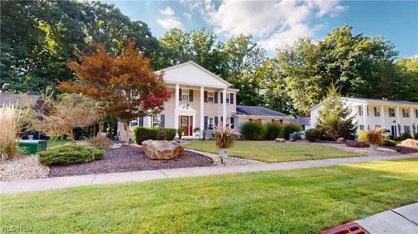 20076 Idlewood Trail, Strongsville, OH 44149