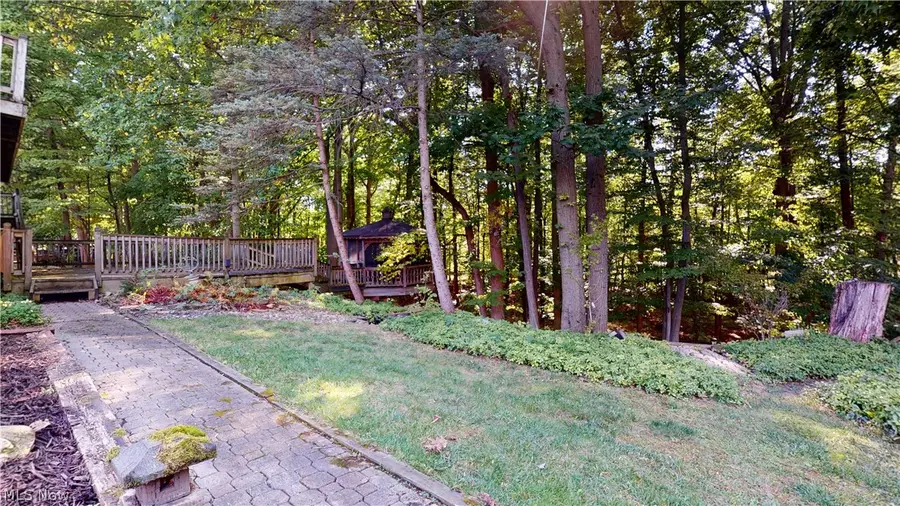 20076 Idlewood Trail, Strongsville, OH 44149 - #3