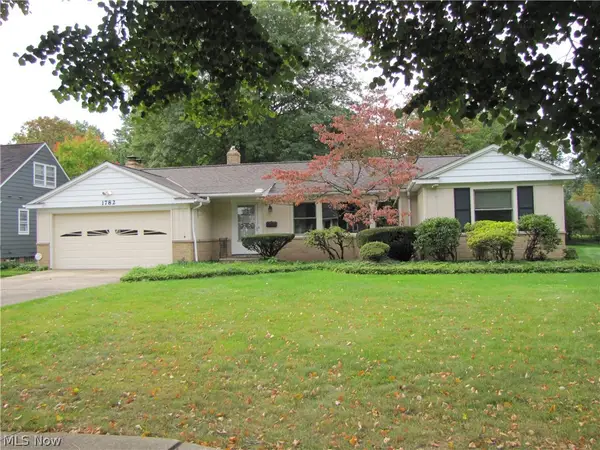 1782 Kenton Circle, Lyndhurst, OH 44124