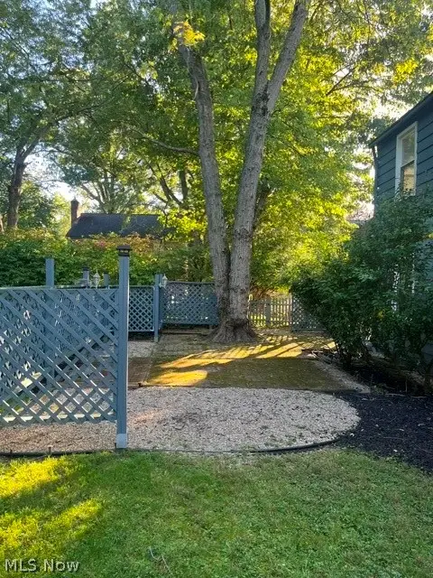 15892 Fenemore Road, East Cleveland, OH 44112 - #3