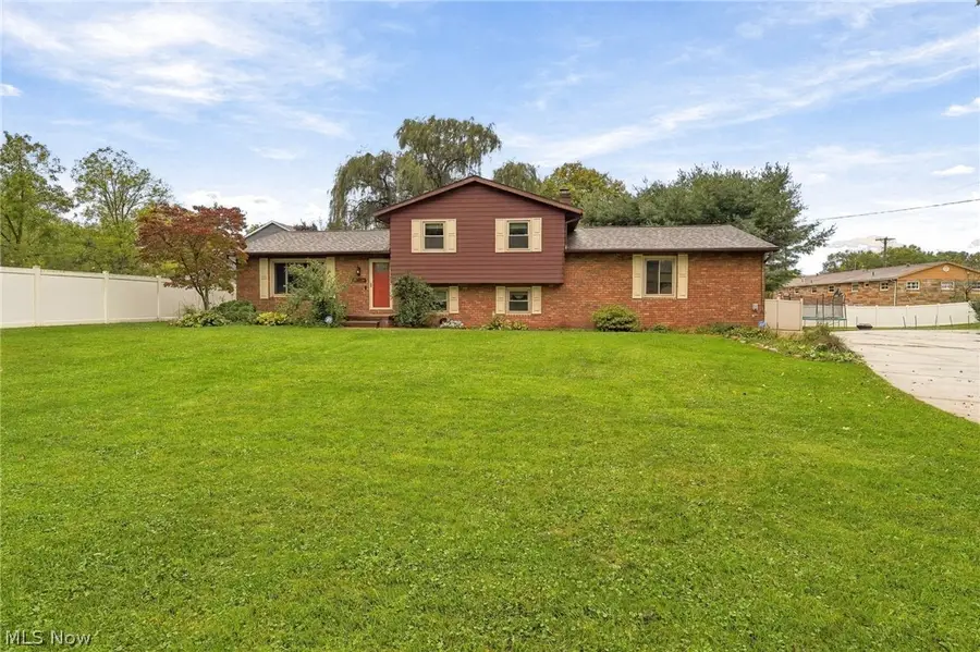 3855 Westlynn Nw Avenue, Massillon, OH 44646 - #2