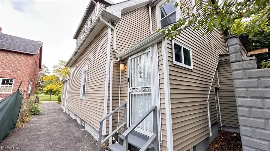 12405 Signet Avenue, Cleveland, OH 44120 - #2