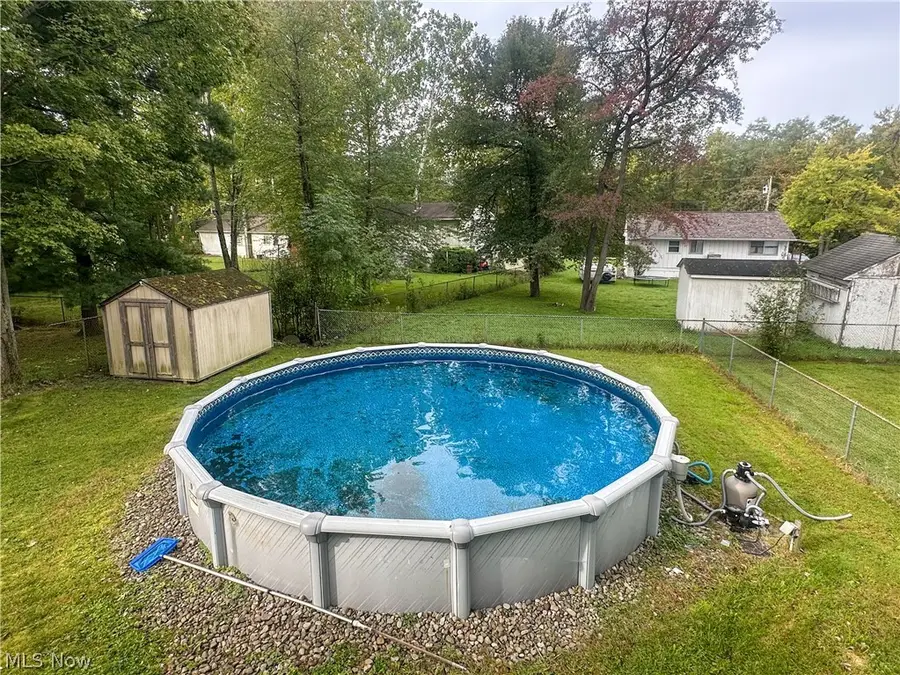 865 Landsdowne Nw Avenue, Warren, OH 44485 - #2