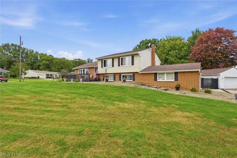 1708 Coventry Ne Avenue, Warren, OH 44483 - #2