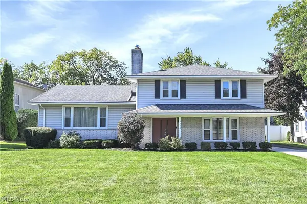 3038 Van Aken Boulevard, Shaker Heights, OH 44120