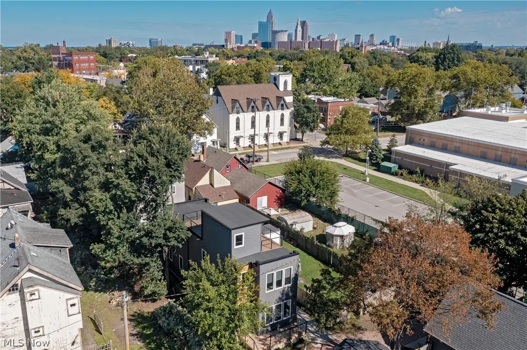 4210 Peach Court, Cleveland, OH 44113 - #1
