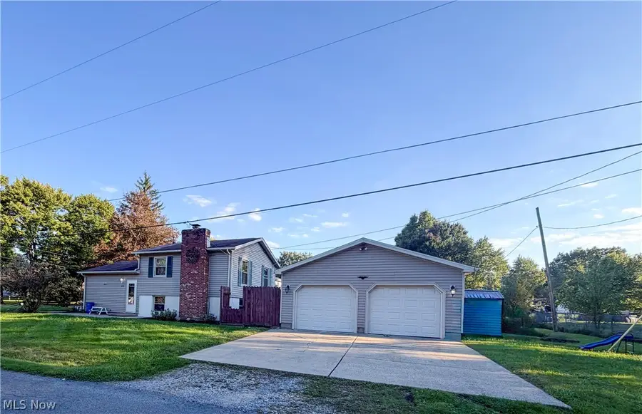 1076 Homestead, Alliance, OH 44601 - #2