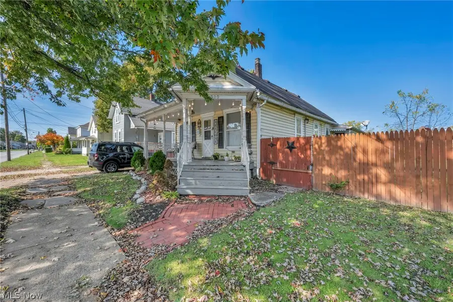 500 W 21st Street, Lorain, OH 44052 - #3