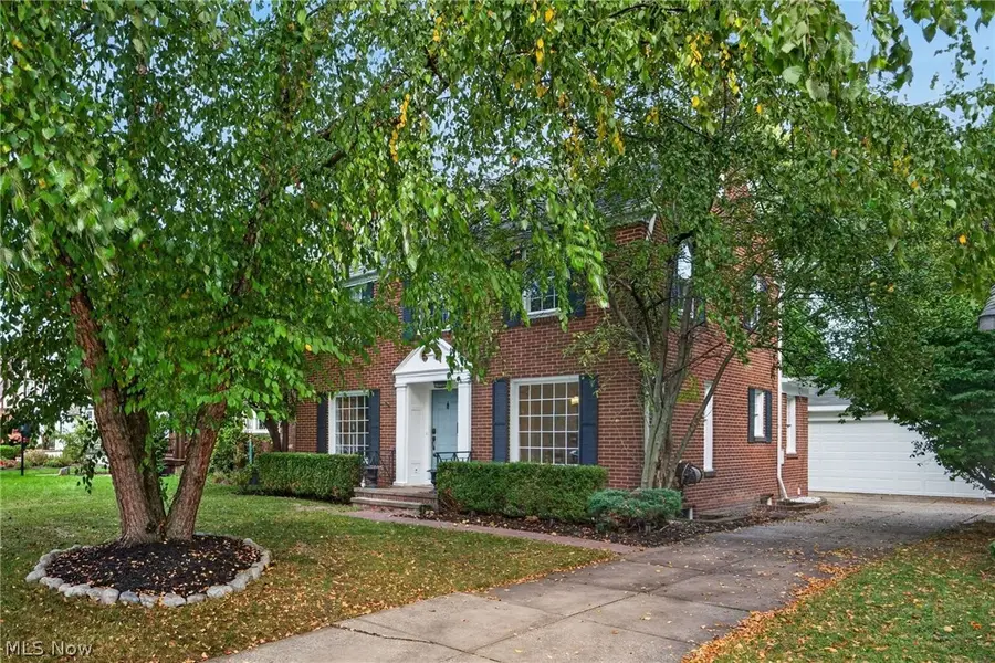 17318 Daleview Drive, Lakewood, OH 44107 - #2