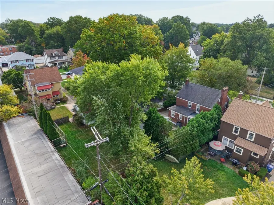17318 Daleview Drive, Lakewood, OH 44107 - #3