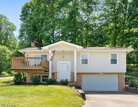 63 W Mohawk Drive, Malvern, OH 44644 - #1