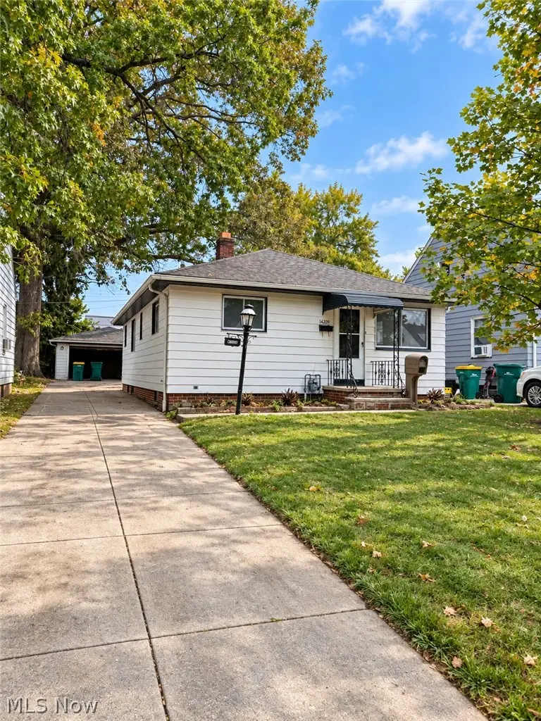 14209 Brunswick Avenue, Maple Heights, OH 44137 - #2