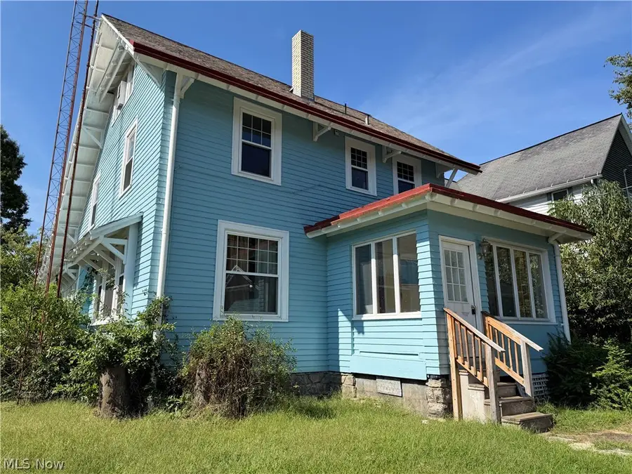 402 Vine Street, East Liverpool, OH 43920 - #2