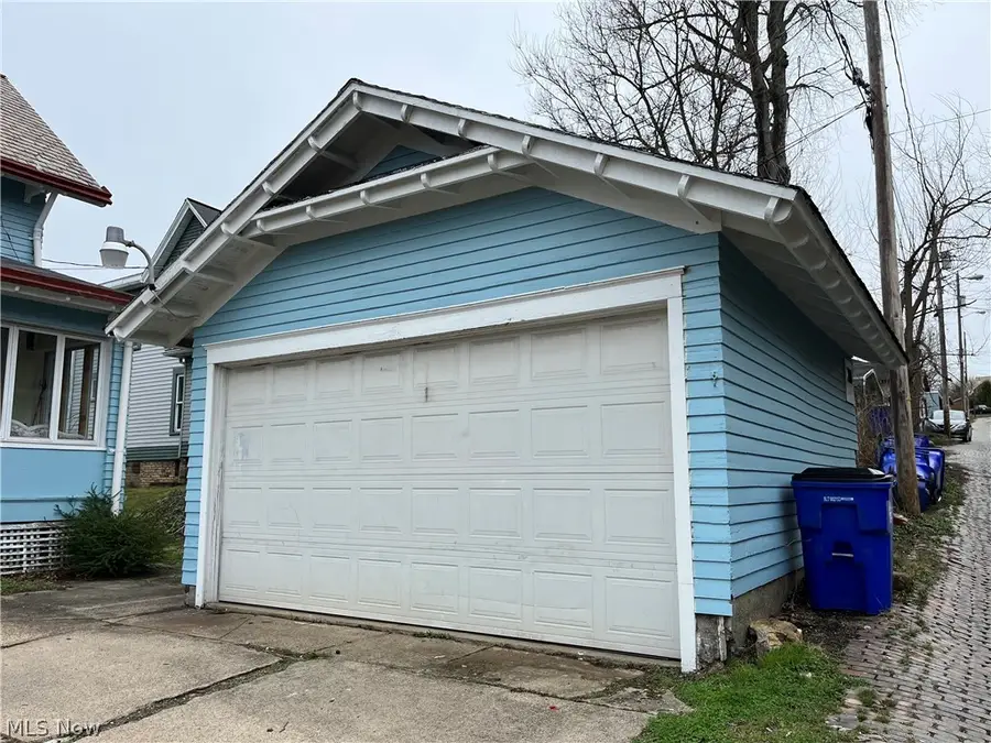 402 Vine Street, East Liverpool, OH 43920 - #3