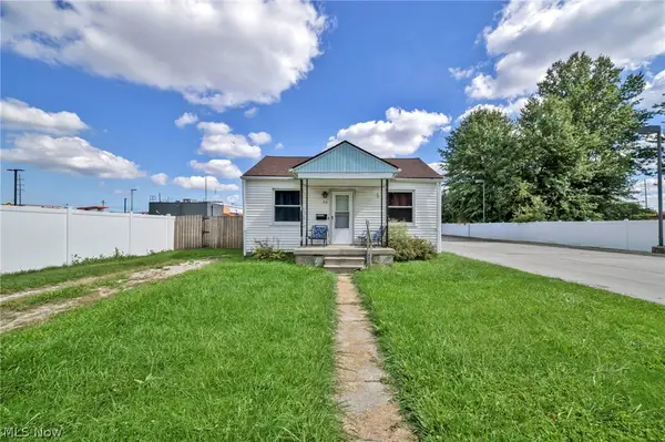 318 Longson Avenue, Elyria, OH 44035