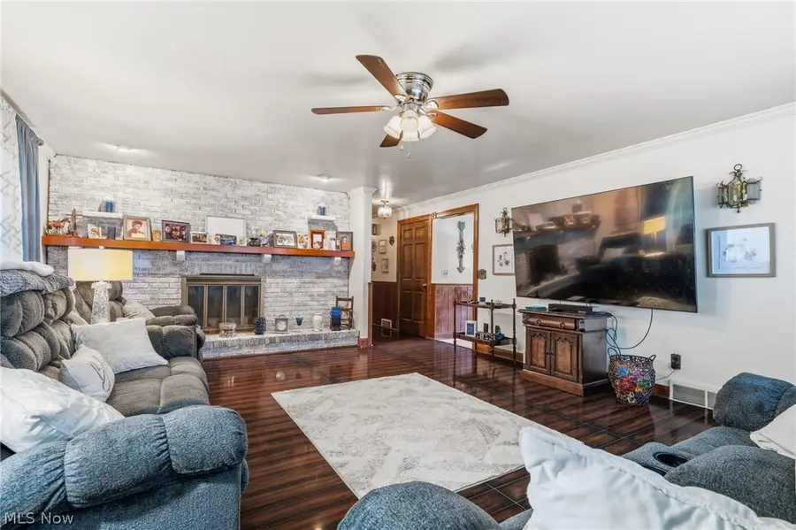 515 S Silver Street, Louisville, OH 44641 - #3