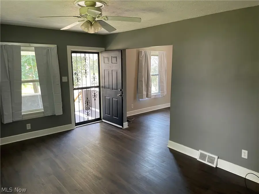 1254 Wilbur Avenue, Akron, OH 44301 - #2