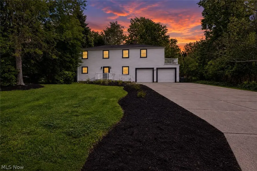 4 Owaissa Drive, Timberlake, OH 44095 - #2
