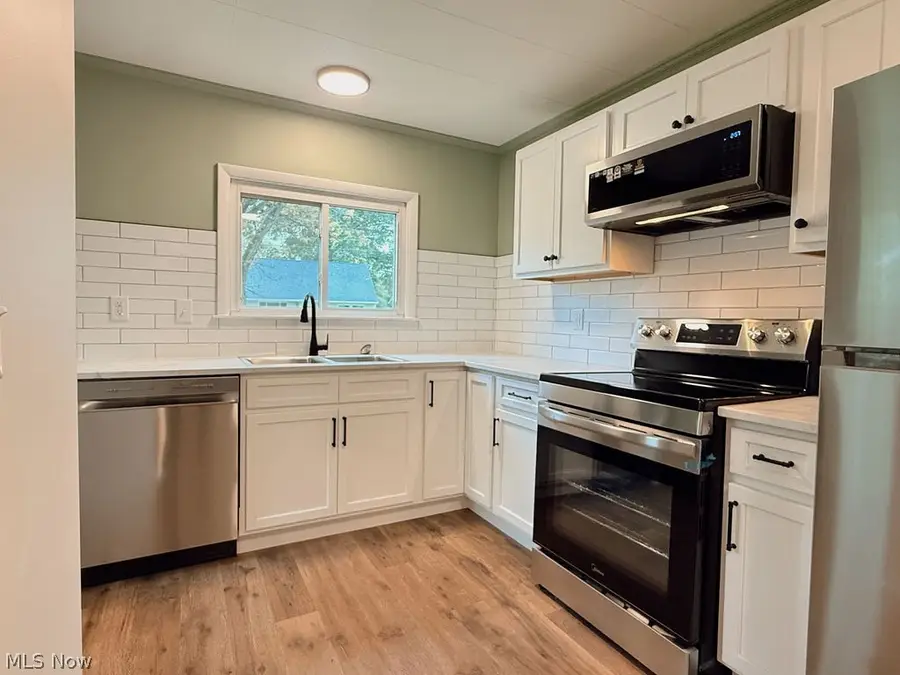 3086 Greenfield, Warren, OH 44485 - #3