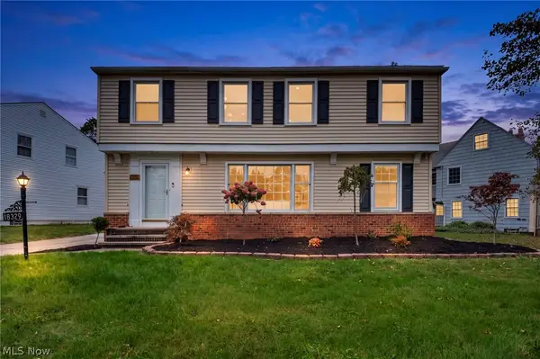 18329 Lomond Boulevard, Shaker Heights, OH 44122