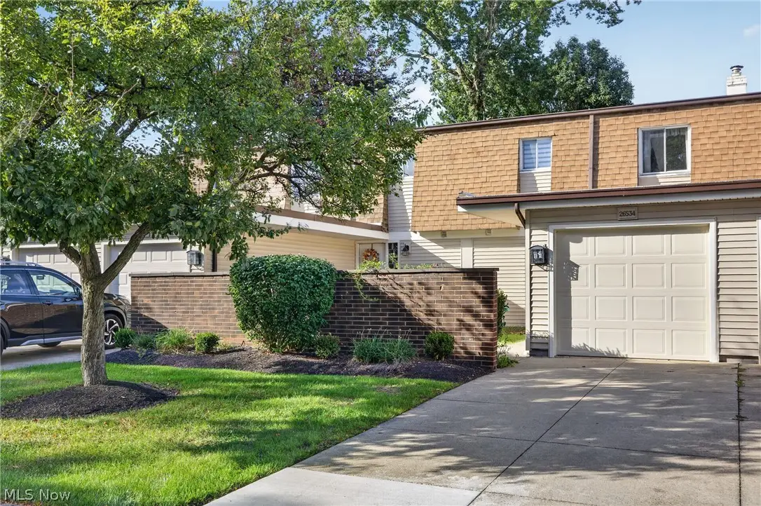 26534 Sussex Drive, Olmsted Falls, OH 44138 - #1