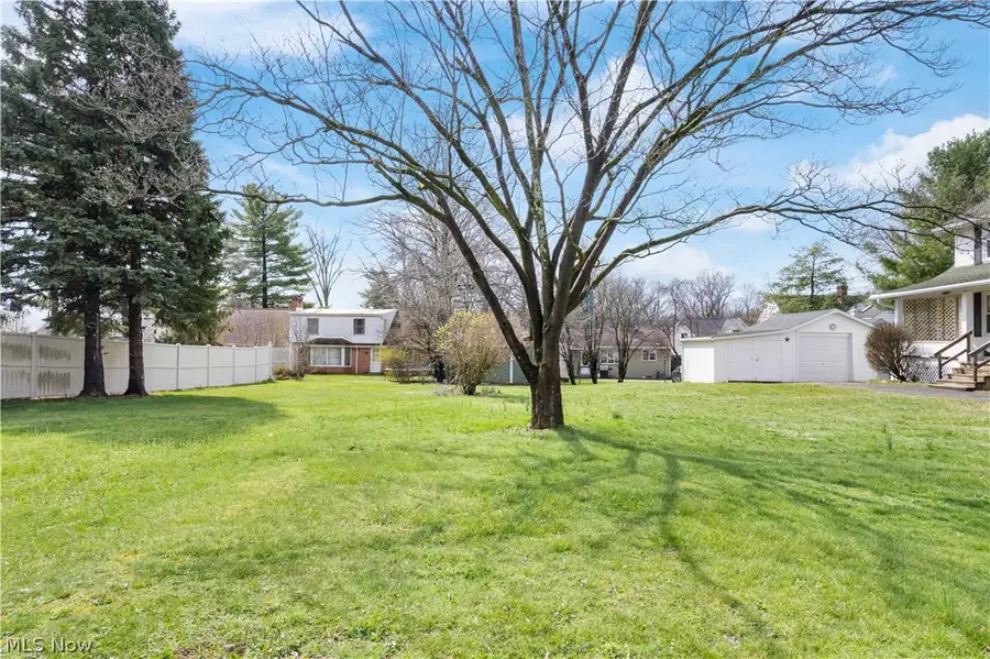 Bachtel Sw Street, North Canton, OH 44720 - #2