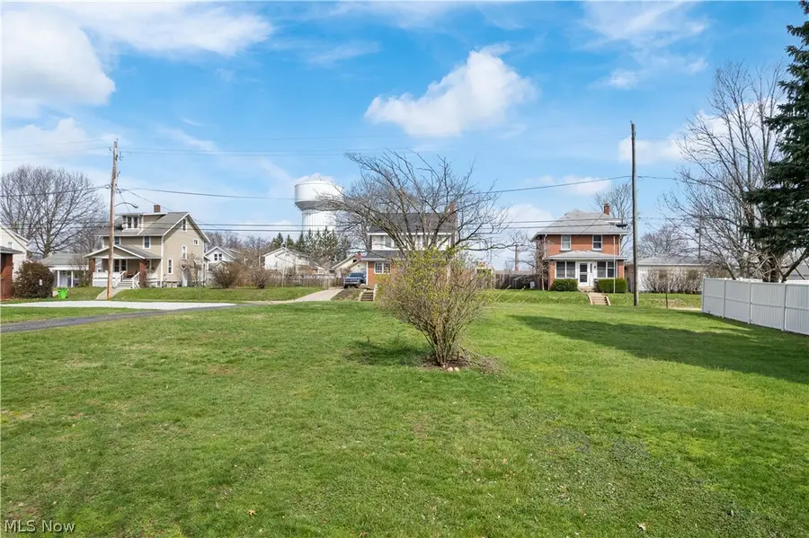 Bachtel Sw Street, North Canton, OH 44720 - #3