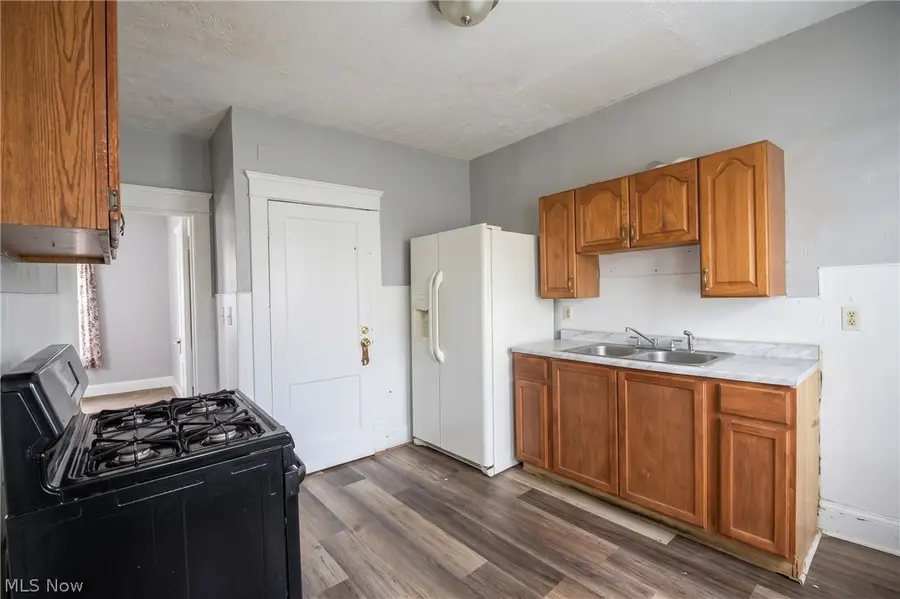 2897 E 111th Street, Cleveland, OH 44104 - #2