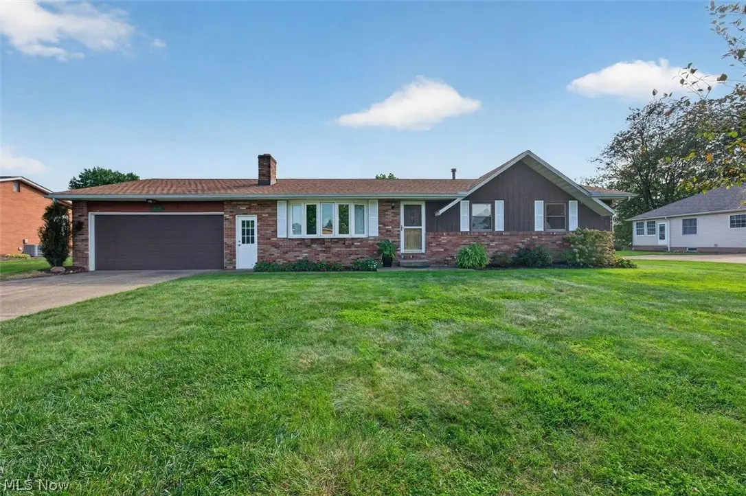 517 Concord Nw Street, Massillon, OH 44646 - #1