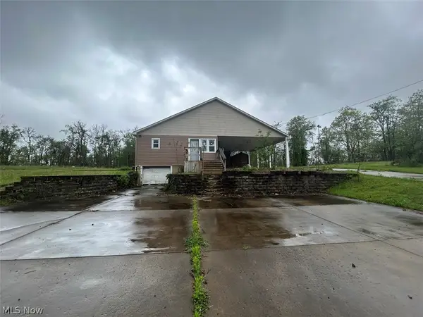 49761 York Road, Adena, OH 43901