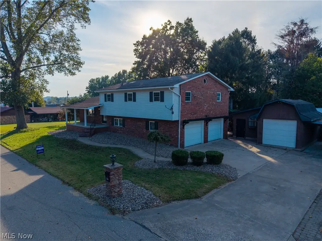 2305 14th Avenue, Vienna, WV 26105 - #1