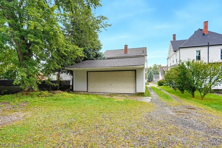 1401 Ridgeway Nw Place, Canton, OH 44709 - #3