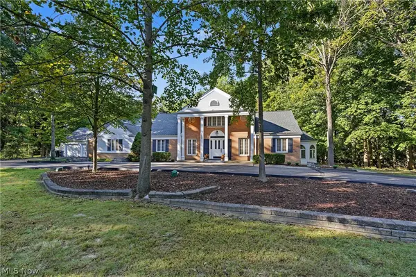 1455 Woodland Lane, Silver Lake, OH 44224