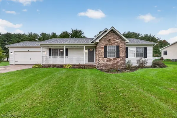 702 Willow Dale Nw Street, Bolivar, OH 44612