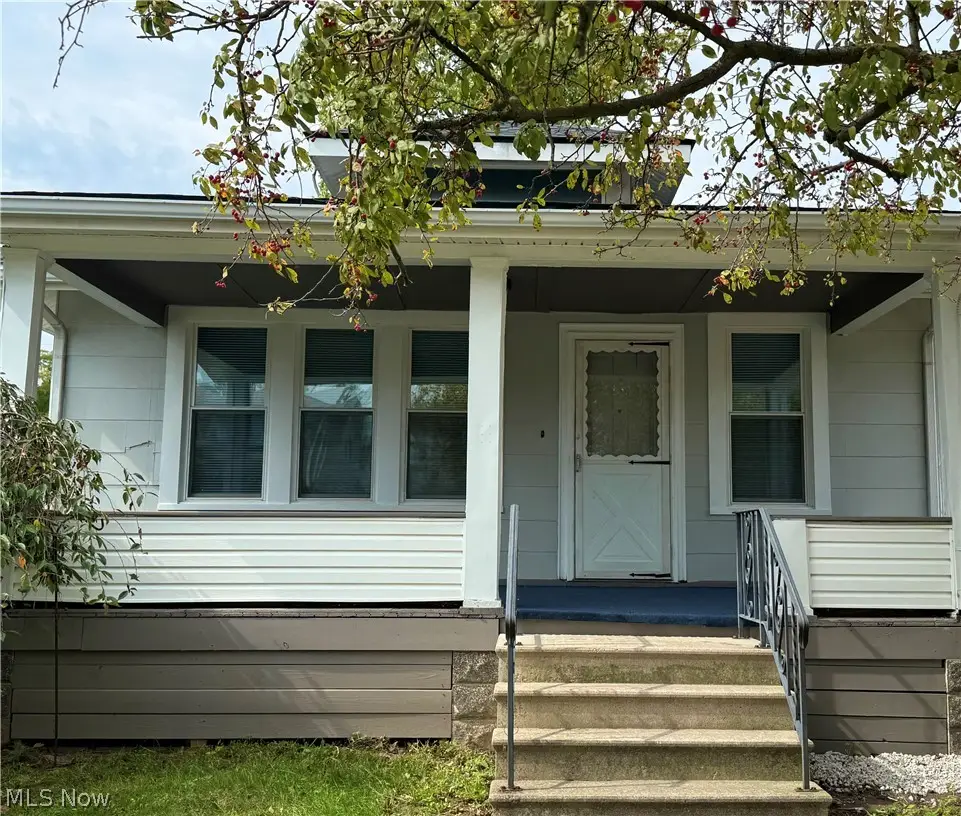 122 Bellfield Avenue, Elyria, OH 44035 - #1