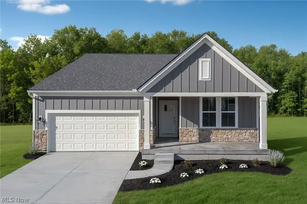 3639 Great Windsor Lane, Green, OH 44685