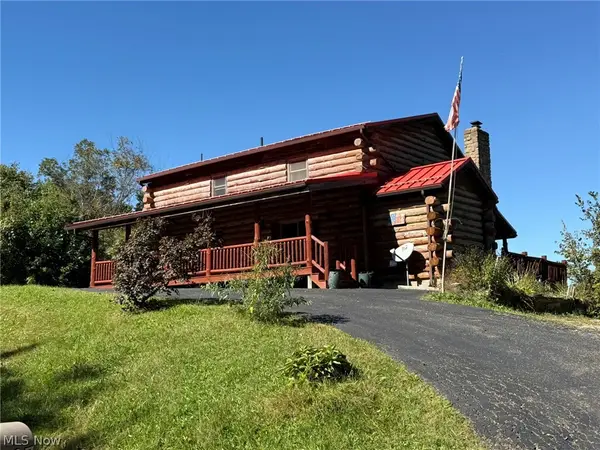 5887 Green Ridge Se Road, New Philadelphia, OH 44663