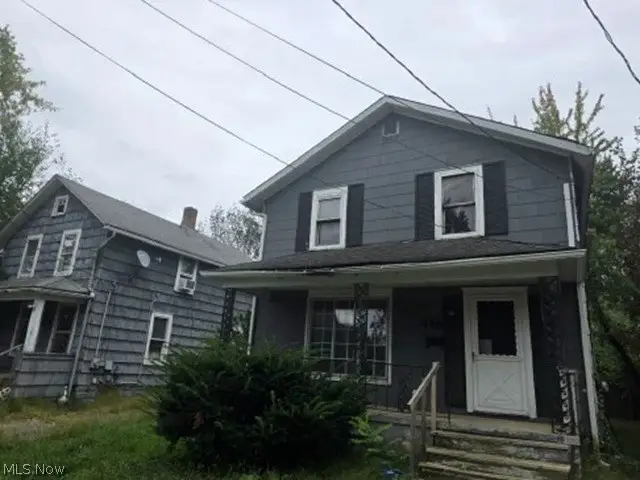 418 W 34th Street, Ashtabula, OH 44004 - #1