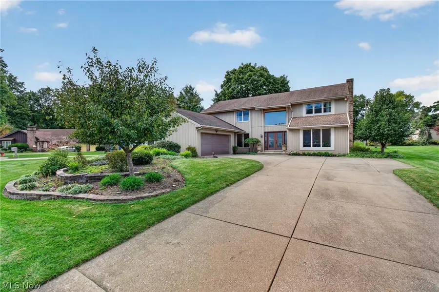 4745 Tanglewood Ne Circle, Canton, OH 44714 - #2