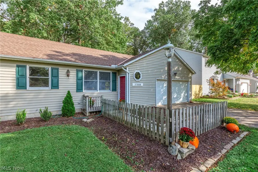 37888 N Doovys Street, Avon, OH 44011 - #3