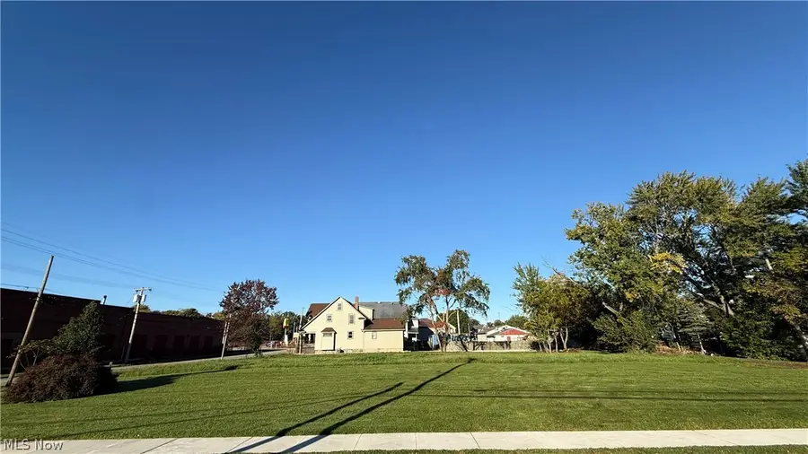 28 E Federal Street, Niles, OH 44446 - #3