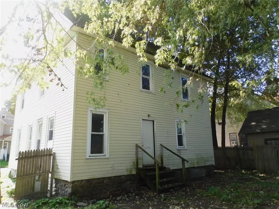 543 W 40th Street, Ashtabula, OH 44004 - #2
