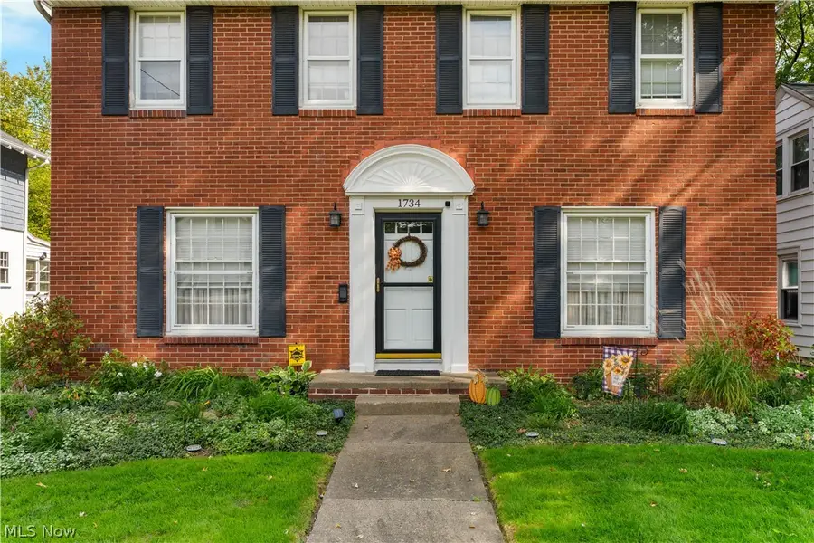 1734 Oberlin Nw Court, Canton, OH 44703 - #2
